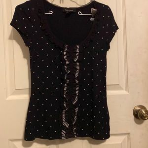 White House Black market polka dot dressy t-shirt/blouse. Ladies, size XS.